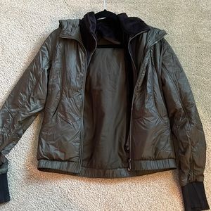 Lululemon double lined puffer jacket